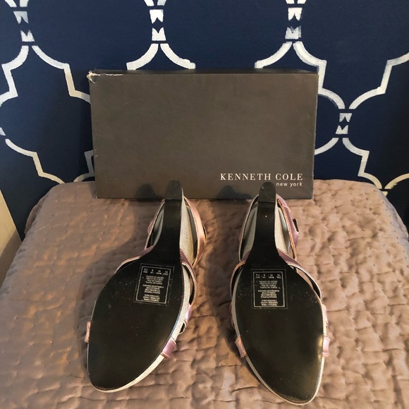 Women’s Kenneth Cole Wedge - Picture 4 of 4